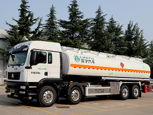 【2022“超虎想象”】凌宇全新液罐車，強(qiáng)勢來襲！